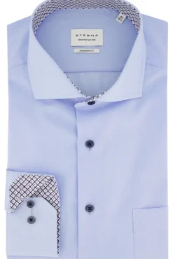 Best Eterna modern fit lichtblauw overhemd borstzak strijkvrij katoen